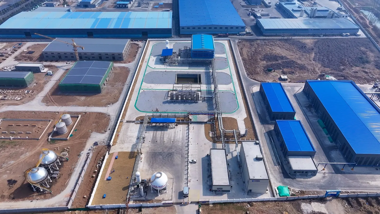 Fullcryo 5TPD Hydrogen Liquefaction plant.jpg